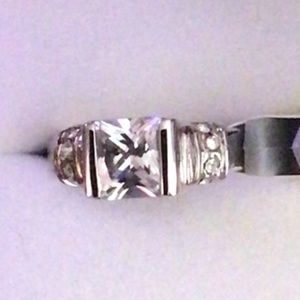 NWT SQUARE stone with 8 small round stones